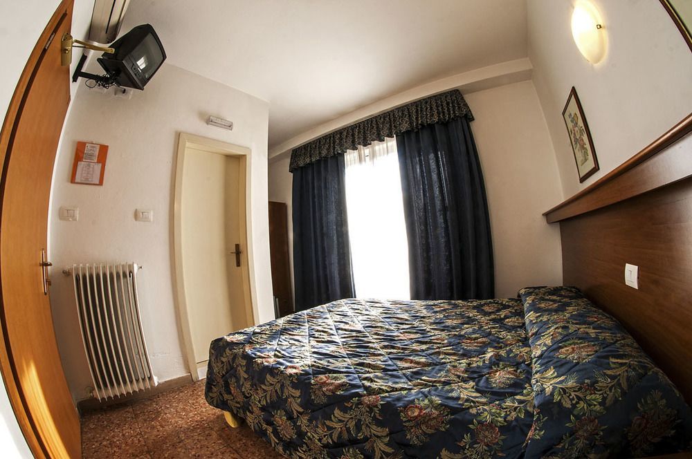 Hotel Primo Riva del Garda Extérieur photo