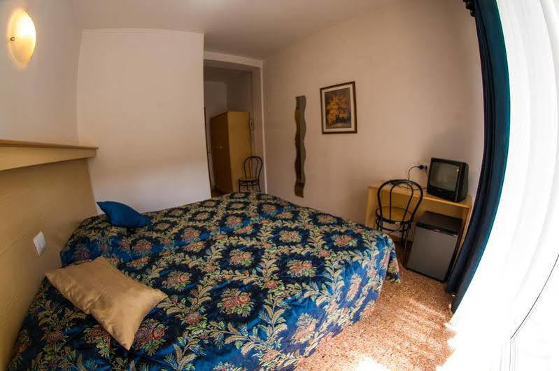 Hotel Primo Riva del Garda Extérieur photo